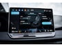 Volkswagen Tiguan R-Line Edition - eHybrid Inclusief €2000,- inruilvoordeel | 'App-Connect' draadloze smartphone integratie | Automatische afstandsregeling (Adaptive Cruise Control) | Digital Cockpit Pro (26 cm)