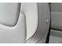 Volvo XC60 T6 AUT80 350PK AWD Plus Dark | Actieve Luchtvering | Panoramisch schuif- / kanteldak | Full-LED Adaptieve Koplampen | 360 Graden Camera | Extra Getint Glas | 20" Lichtmetalen Velgen | Elektrisch verstelbare stoelen met geheugenfunctie | Harman/Kardon Audiosysteem | Stoel- / stuurwielverwarming