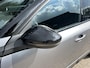 Peugeot 2008 1.2 Hybrid 145 GT € 5500,- DEMO VOORDEEL | Automaat | Navigatie | 360 Graden Camera | 18 Inch Evissa | Keyless Entry | Full LED Verlichting | Zwart Dak | Dode Hoek Detectie | Cruise Control Adaptief | Climate Control | Hoge Zitpositie.