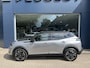 Peugeot 2008 1.2 Hybrid 145 GT € 5500,- DEMO VOORDEEL | Automaat | Navigatie | 360 Graden Camera | 18 Inch Evissa | Keyless Entry | Full LED Verlichting | Zwart Dak | Dode Hoek Detectie | Cruise Control Adaptief | Climate Control | Hoge Zitpositie.