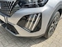 Peugeot 2008 1.2 Hybrid 145 GT € 5500,- DEMO VOORDEEL | Automaat | Navigatie | 360 Graden Camera | 18 Inch Evissa | Keyless Entry | Full LED Verlichting | Zwart Dak | Dode Hoek Detectie | Cruise Control Adaptief | Climate Control | Hoge Zitpositie.