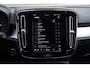 Volvo XC40 B4 Plus Dark | 2000 kg trekgewicht | Trekhaak | Stuur & Stoelverwarming | Pilot Assist | Elektrische Achterklep | Elektrische Stoelen | Google Services | Harman Kardon |