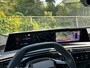 Peugeot e-5008 GT Avantage 73 kWh 3-Fase | 2 stoelen op derde rij | Achterbank in delen neerklapbaar | Achterstoelen verwarmd