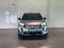 Peugeot 2008 1.2 Hybrid 136 Allure | AUTOMAAT | CLIMA | CARPLAY ANDROID AUTO | 17 INCH LMV | CAMERA VOOR + ACHTER |