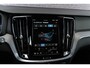 Volvo V60 2.0 T6 Plug-in hybrid AWD Plus Dark | Harman Kardon Audio | Trekhaak | Stoel- / Stuurverwarming Voor + Achter | 360 Camera | Adaptive Cruise | Long Range | Google | Carplay | Dodehoekdetectie