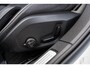 Volvo V60 2.0 T6 Plug-in hybrid AWD Plus Dark | Harman Kardon Audio | Trekhaak | Stoel- / Stuurverwarming Voor + Achter | 360 Camera | Adaptive Cruise | Long Range | Google | Carplay | Dodehoekdetectie