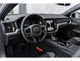 Volvo V60 2.0 T6 Plug-in hybrid AWD Plus Dark | Harman Kardon Audio | Trekhaak | Stoel- / Stuurverwarming Voor + Achter | 360 Camera | Adaptive Cruise | Long Range | Google | Carplay | Dodehoekdetectie