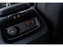 Volvo V60 2.0 T6 Plug-in hybrid AWD Plus Dark | Harman Kardon Audio | Trekhaak | Stoel- / Stuurverwarming Voor + Achter | 360 Camera | Adaptive Cruise | Long Range | Google | Carplay | Dodehoekdetectie