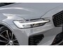 Volvo V60 2.0 T6 Plug-in hybrid AWD Plus Dark | Harman Kardon Audio | Trekhaak | Stoel- / Stuurverwarming Voor + Achter | 360 Camera | Adaptive Cruise | Long Range | Google | Carplay | Dodehoekdetectie