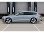 Volvo V60 T6 Plug-in hybrid AWD Essential | Adaptieve Cruise Control Met Stuurhulp | BLIS Dodehoekdetectie | 19' velgen | Verwarmbare Voor- en Achterstoelen | Stuurwielverwarming | Automatisch Dimmende Binnen- en Buitenspiegels | Park Assist Voor & Achter incl. Parkeercamera | Google Services | Elektrisch Verstelbare Lendensteun Met 2-Weg Verstelling