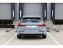 Volvo V60 T6 Plug-in hybrid AWD Essential | Adaptieve Cruise Control Met Stuurhulp | BLIS Dodehoekdetectie | 19 inch lichtmetalen velgen | Verwarmbare Voor- en Achterstoelen | Stuurwielverwarming | Automatisch Dimmende Binnen- en Buitenspiegels | Park Assist Voor & Achter incl. Parkeercamera | Google Services | Elektrisch Verstelbare Lendensteun Met 2-Weg Verstelling