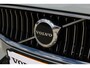 Volvo V60 T6 Plug-in hybrid AWD Essential | Adaptieve Cruise Control Met Stuurhulp | BLIS Dodehoekdetectie | 19 inch lichtmetalen velgen | Verwarmbare Voor- en Achterstoelen | Stuurwielverwarming | Automatisch Dimmende Binnen- en Buitenspiegels | Park Assist Voor & Achter incl. Parkeercamera | Google Services | Elektrisch Verstelbare Lendensteun Met 2-Weg Verstelling