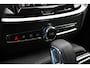 Volvo V60 T6 Plug-in hybrid AWD Essential | Adaptieve Cruise Control Met Stuurhulp | BLIS Dodehoekdetectie | 19 inch lichtmetalen velgen | Verwarmbare Voor- en Achterstoelen | Stuurwielverwarming | Automatisch Dimmende Binnen- en Buitenspiegels | Park Assist Voor & Achter incl. Parkeercamera | Google Services | Elektrisch Verstelbare Lendensteun Met 2-Weg Verstelling