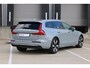 Volvo V60 T6 Plug-in hybrid AWD Essential | Adaptieve Cruise Control Met Stuurhulp | BLIS Dodehoekdetectie | 19 inch lichtmetalen velgen | Verwarmbare Voor- en Achterstoelen | Stuurwielverwarming | Automatisch Dimmende Binnen- en Buitenspiegels | Park Assist Voor & Achter incl. Parkeercamera | Google Services | Elektrisch Verstelbare Lendensteun Met 2-Weg Verstelling