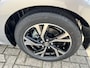 Toyota Yaris 1.5 Hybrid 115 Dynamic Comfort Pack PDC Stoelverwarming stuurverwarming Dodehoek detectie
