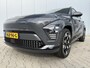 Hyundai Kona Electric Premium 65.4 kWh / Airco/ Cruise control/ Stoelverwarming-verkoeling/ Kunstlederen bekleding/ Navigatie/ Apple Carplay/Android Auto/
