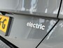 Hyundai Kona Electric Premium 65.4 kWh / Airco/ Cruise control/ Stoelverwarming-verkoeling/ Kunstlederen bekleding/ Navigatie/ Apple Carplay/Android Auto/