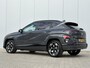 Hyundai Kona Electric Premium 65.4 kWh / Airco/ Cruise control/ Stoelverwarming-verkoeling/ Kunstlederen bekleding/ Navigatie/ Apple Carplay/Android Auto/