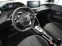 Peugeot 208 Style | Dashboard en deurpanelen in kunststof met carboneffect | Ecoled koplampen | Elektrisch verstelbare en verwarmbare buitenspiegels