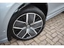 Volkswagen Tiguan R-Line Edition - eHybrid | 'App-Connect' draadloze smartphone integratie | Automatische afstandsregeling (Adaptive Cruise Control) | Black Style Pakket