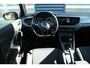 Volkswagen Polo 1.0 TSI 95pk Comfortline | Parkeersensoren Vóór & Achter | DAB+ Radio | Armsteun