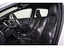 Volvo XC60 T5 AWD PolarPlus Adaptive Cruise Control - BLIS - Sensus navigatie - Dual Xenon koplampen - Verwarmde voorstoelen -  Parkeerverwarming met timer -  Harman/Kardon audio - Gelaagd glas rondom - Climate control - Parkeercamera achter - Parkeersensoren achter - Trekhaak -  Verwarmbare voorstoelen - Elektrisch bedienbare achterklep  - 17" lmv