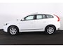 Volvo XC60 T5 AWD PolarPlus Adaptive Cruise Control - BLIS - Sensus navigatie - Dual Xenon koplampen - Verwarmde voorstoelen -  Parkeerverwarming met timer -  Harman/Kardon audio - Gelaagd glas rondom - Climate control - Parkeercamera achter - Parkeersensoren achter - Trekhaak -  Verwarmbare voorstoelen - Elektrisch bedienbare achterklep  - 17" lmv