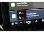 Volvo V60 2.0 T6 Plug-in hybrid AWD Plus Dark | 360* Camera| Harman Kardon audiosysteem| Stoelverwarming voor + achter| Stuurwielverwarming| Verwarmbare voorruit| Semi- elektrisch inklapbare trekhaak|
