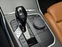 BMW 3-Serie 318i High Executive | M Sport Pack | PDC+Camera | Climate | Panoramadak | Leder |