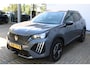 Peugeot 2008 1.2 Hybrid 136 Allure | Incl. 12 maanden Garantie | 360* Camera | Keyless entry/start | Adaptive cruise | Draadloze telefoonlader | Navigatie | Dodehoeksensoren | Lane assist | Climate controle | Virtual cockpit | Schakelmogelijkheid aan stuurwiel | Apple CarPlay/Android Auto | 17 Inch LMV | LED Koplampen | Zwarte hemelbekleding |