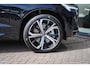 Volvo XC60 2.0 T6 Plug-in hybrid AWD Ultra Dark Long Range | Power Seats | Panorama Dak Elektrisch | Head-up display | Harman/Kardon Audio | Stoel + Stuurverwarming | Google Service | Visual Park Assist | Volvo Guard Alarm