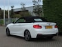 BMW 2-Serie Cabrio 220i High Executive M Sport | 1e eigenaar | Dealeronderhouden