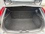 Volvo V40 T2 Base | 2 liter | 120PK | 17'' Velgen | All seasonbanden | Airco | Audio bediening op stuurwiel |