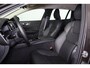 Volvo V60 T6 Recharge AWD Essential - IntelliSafe Assist & Surround - Parkeercamera achter - Verwarmde voorstoelen, stuur & achterbank - Parkeersensoren voor & achter - High Performance audio - 19' LMV
