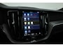 Volvo XC60 2.0 T6 Plug-in hybrid AWD Plus Dark | Luchtvering | Head-up | 360 camera | H&K Audio |  21 inch | Sportstoelen |