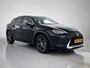 Lexus UX 250h Luxury Line | Schuif-kantel dak | Navigatie | Stoelverwarming |