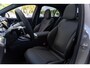 Mercedes-Benz C-klasse 300e Business Solution AMG | Panoramaschuifdak | Nightpakket | 360°-camera | DIGITAL LIGHT | 19" multispaaks AMG velgen |