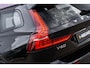 Volvo V60 2.0 T6 Plug-in hybrid AWD Plus Dark | Trekhaak | Harman Kardon | 360º Camera | Verwarmbare voorruit | Stoel- / Stuurverwarming Voor + Achter | Adaptive Cruise | Dodehoekdetectie | Verwarmbare voorruit | Power seats