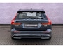 Volvo V60 2.0 T6 Plug-in hybrid AWD Plus Dark | Trekhaak | Harman Kardon | 360º Camera | Verwarmbare voorruit | Stoel- / Stuurverwarming Voor + Achter | Adaptive Cruise | BLIS | Verwarmbare voorruit | Power seats