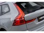 Volvo XC60 2.0 T6 Plug-in hybrid AWD Ultra Dark | Luchtvering | Harman Kardon Audio | Trekhaak | Schuif- / Kanteldak | Stoel- / Stuurverwarming Voor + Achter | 360 Camera | Adaptive Cruise | Long Range | Google | Carplay | Dodehoekdetectie