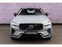 Volvo XC60 2.0 T6 Plug-in hybrid AWD Ultra Dark | Luchtvering | Harman Kardon Audio | Trekhaak | Schuif- / Kanteldak | Stoel- / Stuurverwarming Voor + Achter | 360 Camera | Adaptive Cruise | Long Range | Google | Carplay | Dodehoekdetectie