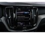 Volvo XC60 2.0 T6 Plug-in hybrid AWD Ultra Dark | Luchtvering | Harman Kardon Audio | Trekhaak | Schuif- / Kanteldak | Stoel- / Stuurverwarming Voor + Achter | 360 Camera | Adaptive Cruise | Long Range | Google | Carplay | Dodehoekdetectie