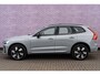 Volvo XC60 2.0 T6 Plug-in hybrid AWD Ultra Dark | Luchtvering | Harman Kardon Audio | Trekhaak | Schuif- / Kanteldak | Stoel- / Stuurverwarming Voor + Achter | 360 Camera | Adaptive Cruise | Long Range | Google | Carplay | Dodehoekdetectie