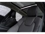 Volvo XC60 2.0 T6 Plug-in hybrid AWD Ultra Dark | Luchtvering | Harman Kardon Audio | Trekhaak | Schuif- / Kanteldak | Stoel- / Stuurverwarming Voor + Achter | 360 Camera | Adaptive Cruise | Long Range | Google | Carplay | Dodehoekdetectie