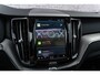 Volvo XC60 2.0 T6 Plug-in hybrid AWD Ultra Dark | Luchtvering | Harman Kardon Audio | Trekhaak | Schuif- / Kanteldak | Stoel- / Stuurverwarming Voor + Achter | 360 Camera | Adaptive Cruise | Long Range | Google | Carplay | Dodehoekdetectie