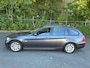 BMW 3-Serie Touring 318i High Executive LEUKE AUTO RIJDT EN SCHAKELT GOED