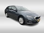 Skoda Octavia Combi 1.0 TSI Business Edition Navigatie / Parkeersensoren Extra getint glas / LM velgen