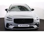 Volvo V90 T6 Recharge AWD Ultra Dark - Luchtvering - Panorama/schuifdak - IntelliSafe Assist & Surround - 360º Camera - Harman/Kardon audio - Adaptieve LED koplampen - Verwarmde voorstoelen, stuur & achterbank - Parkeersensoren voor & achter - Elektr. bedienb. voorstoelen met geheugen - Head up display - 20' LMV