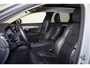 Volvo V90 T6 Recharge AWD Ultra Dark - Luchtvering - Panorama/schuifdak - IntelliSafe Assist & Surround - 360º Camera - Harman/Kardon audio - Adaptieve LED koplampen - Verwarmde voorstoelen, stuur & achterbank - Parkeersensoren voor & achter - Elektr. bedienb. voorstoelen met geheugen - Head up display - 20' LMV
