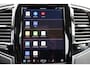 Volvo XC90 T8 Recharge AWD Ultra Dark - Luchtvering - Panorama/schuifdak - IntelliSafe Assist & Surround - 360º Camera - Bowers & Wilkins audio - Adaptieve LED koplampen - Verwarmde voorstoelen, stuur & achterbank - Parkeersensoren voor & achter - Elektr. bedienb. voorstoelen met geheugen - Head up display - Draadloze tel. lader - Extra getint glas - 21' LMV